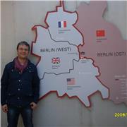 Insegnante impartisce lezioni italiano